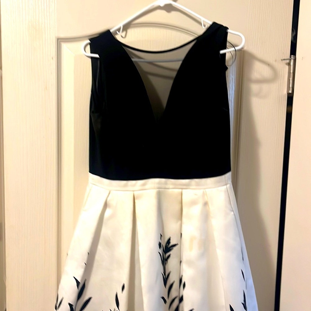 Beautiful long black and white dress